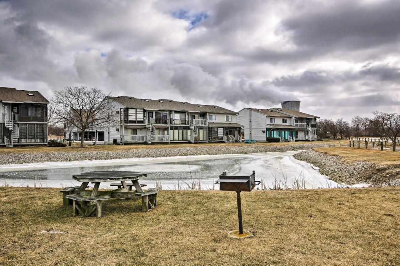 Condo With Balcony, Dock And Access To Lake Erie Sand Beach Eksteriør billede