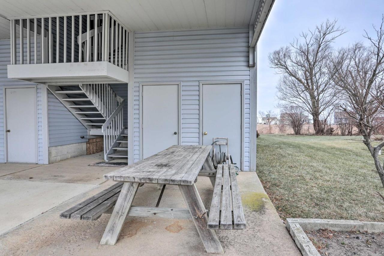 Condo With Balcony, Dock And Access To Lake Erie Sand Beach Eksteriør billede