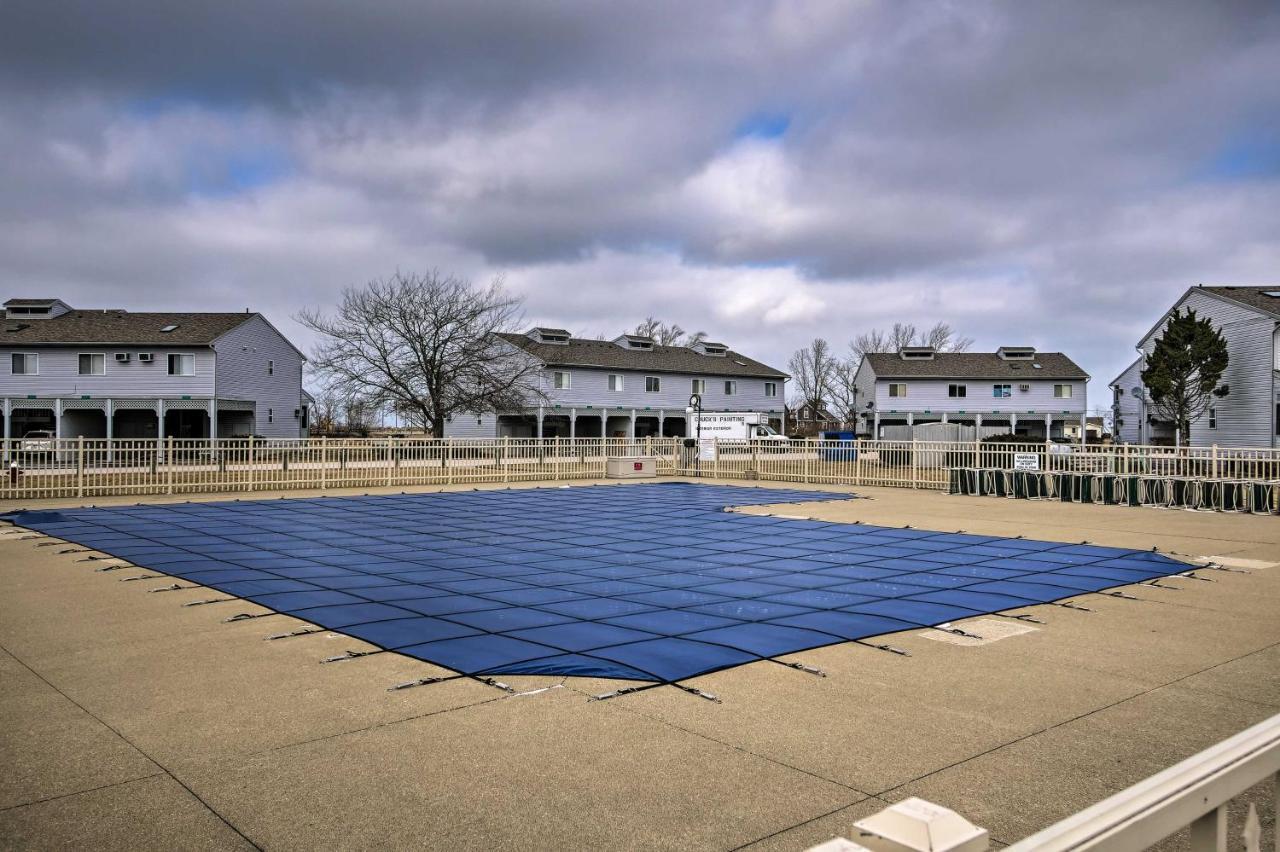 Condo With Balcony, Dock And Access To Lake Erie Sand Beach Eksteriør billede