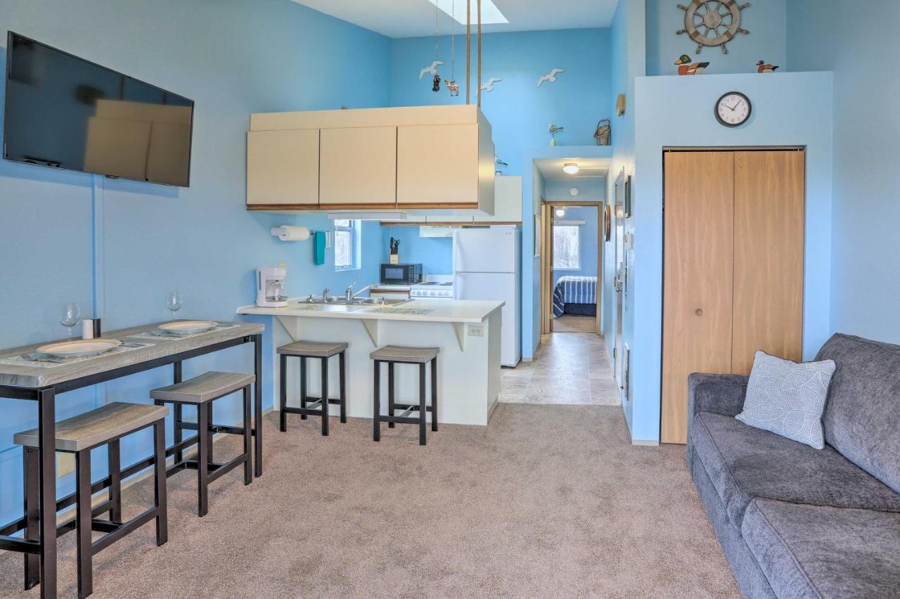 Condo With Balcony, Dock And Access To Lake Erie Sand Beach Eksteriør billede
