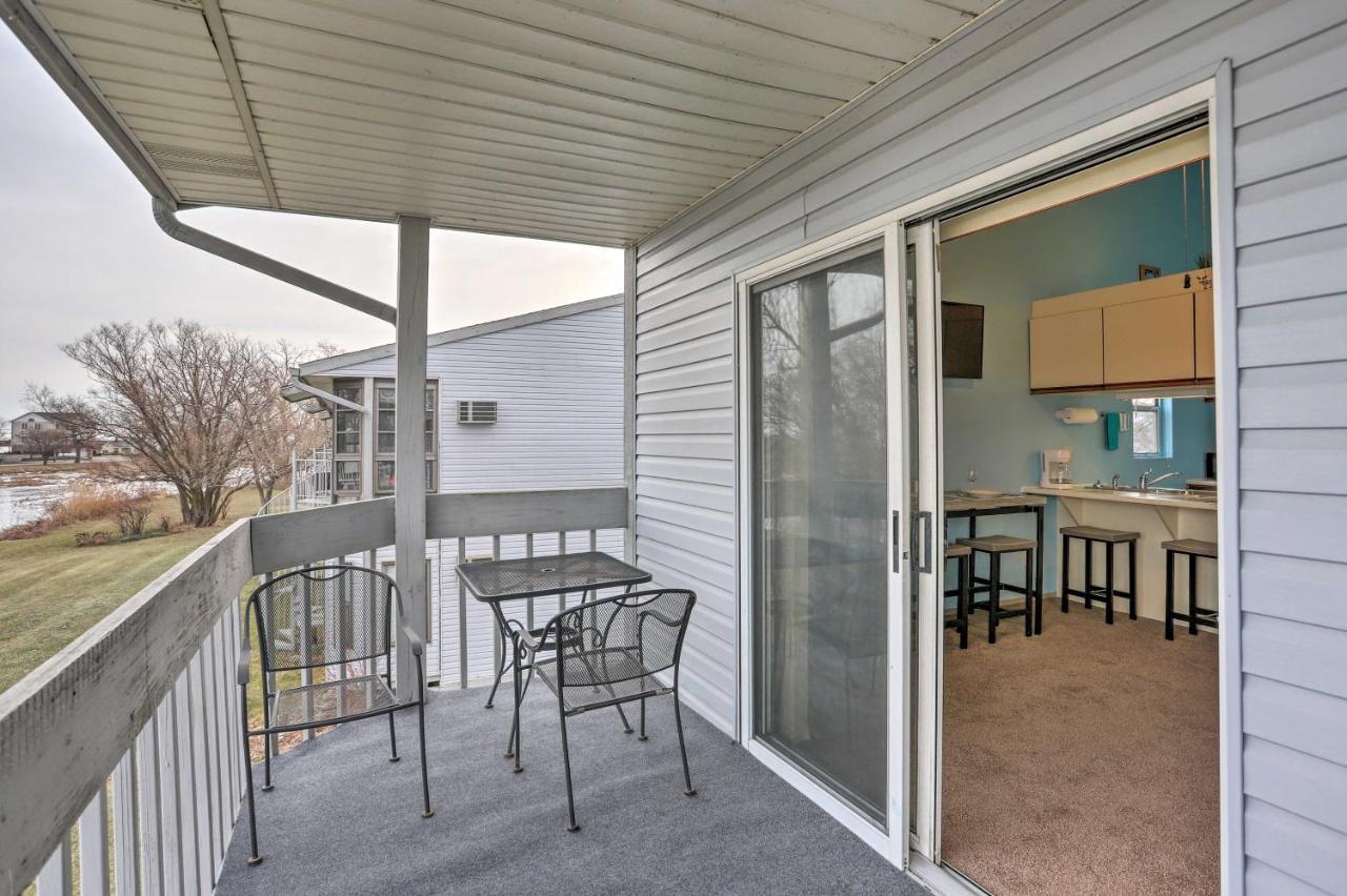Condo With Balcony, Dock And Access To Lake Erie Sand Beach Eksteriør billede
